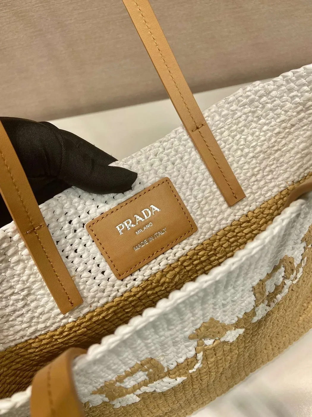 Prada Raffia Tote Bag Beige /