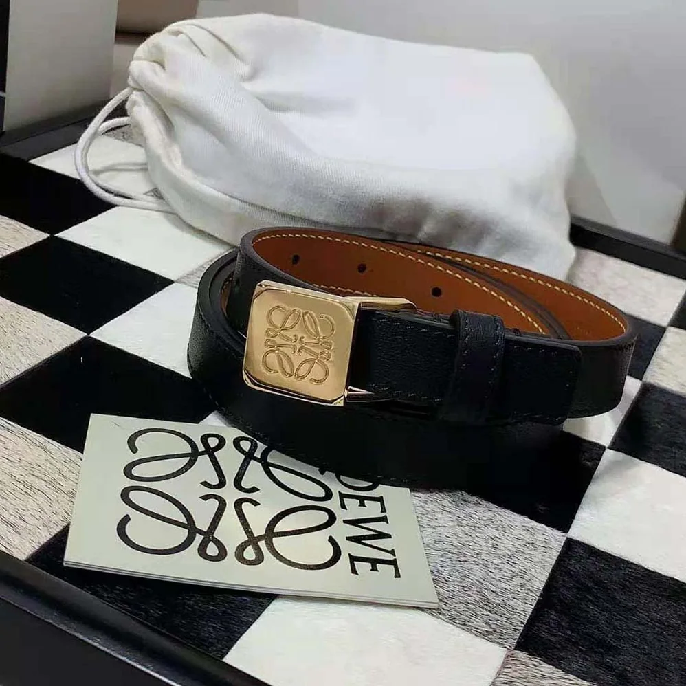 Loewe Amazona Padlock Belt in Smooth Calfskin for Women in Black Loewe Amazona Padlock Belt in Smooth Calfskin for Women in Black
