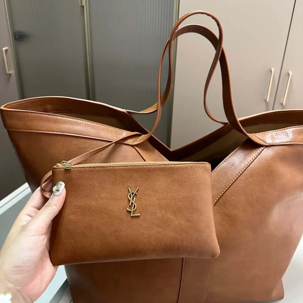 Saint Laurent YSL Y Tote in Leather for Women in Brown