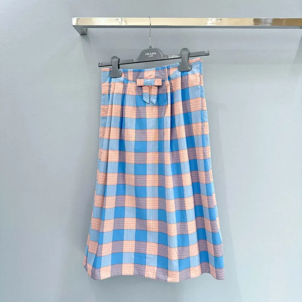Prada Checked Poplin Midi for Women in skirt Prada Checked Poplin Midi for Women in skirt