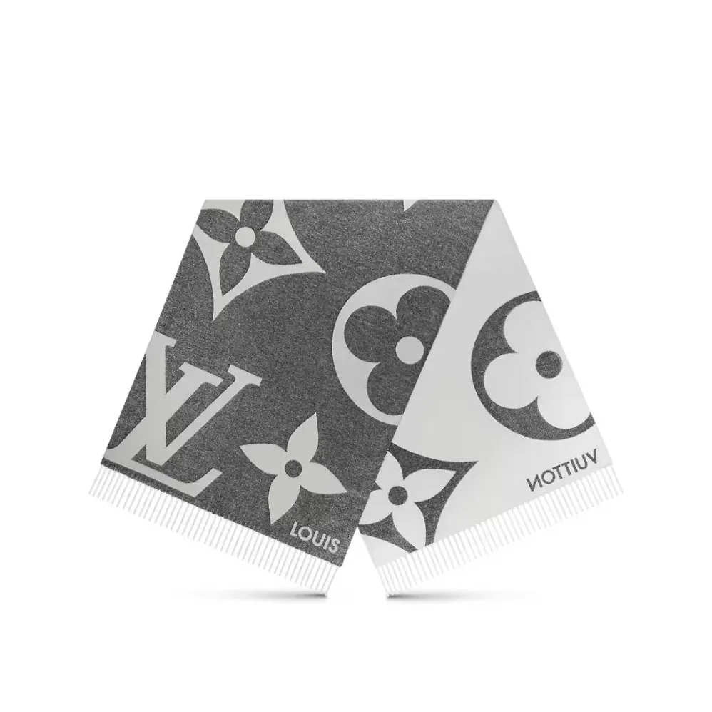 Louis Vuitton Ultimate Shine Scarf