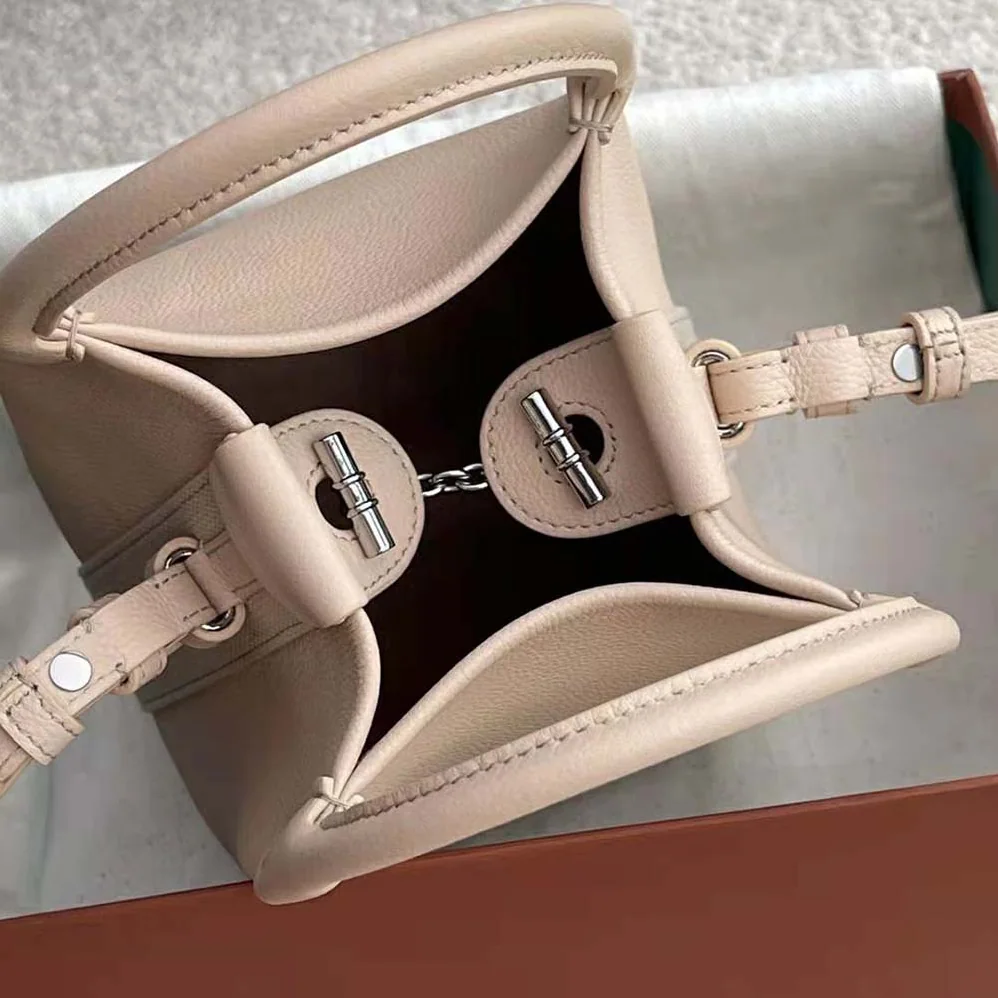 Loro Piana Micro Bale Bag in Calfskin Leather for Women in Pink Loro Piana Micro Bale Bag in Calfskin Leather for Women in Pink