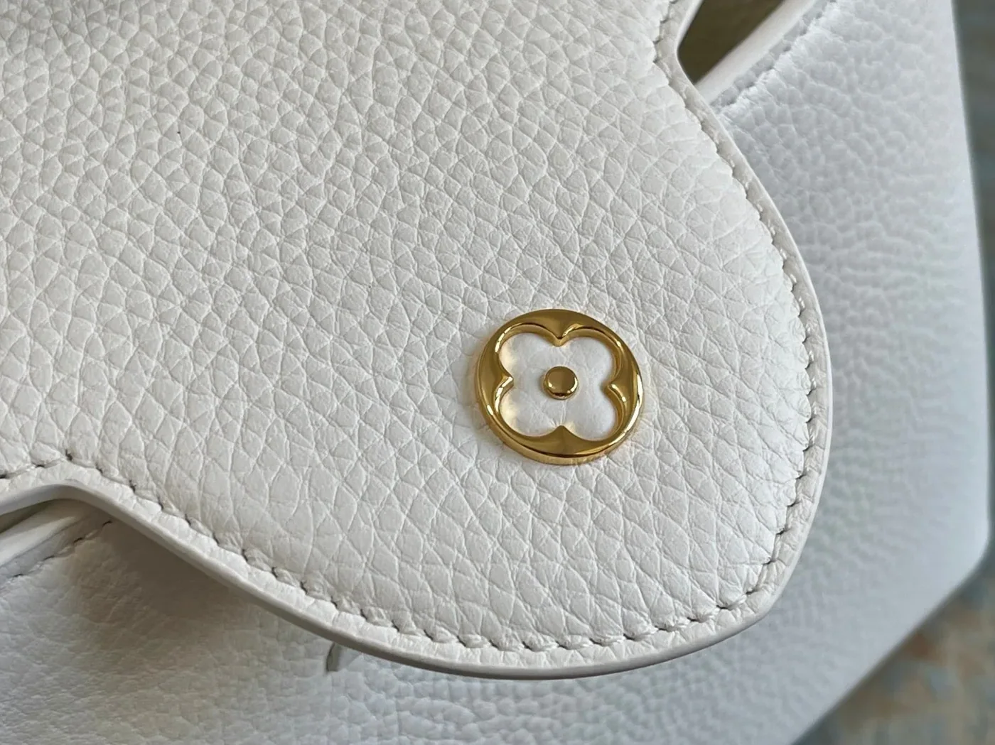 Louis Vuitton Capucines MM Top Handle Bag in White Gold Hardware Louis Vuitton Capucines MM Top Handle Bag in White Gold Hardware