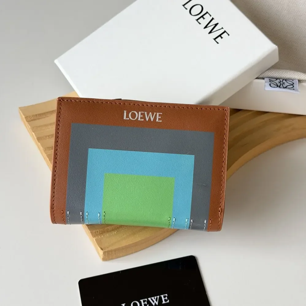 Loewe Compact Wallet in Nappa Calfskin for Unisex in Brown Loewe Compact Wallet in Nappa Calfskin for Unisex in Brown