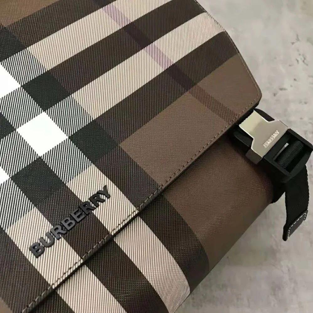 Burberry Large Wright Bag in Calf Leather for Men in Brown Burberry Large Wright Bag in Calf Leather for Men in Brown