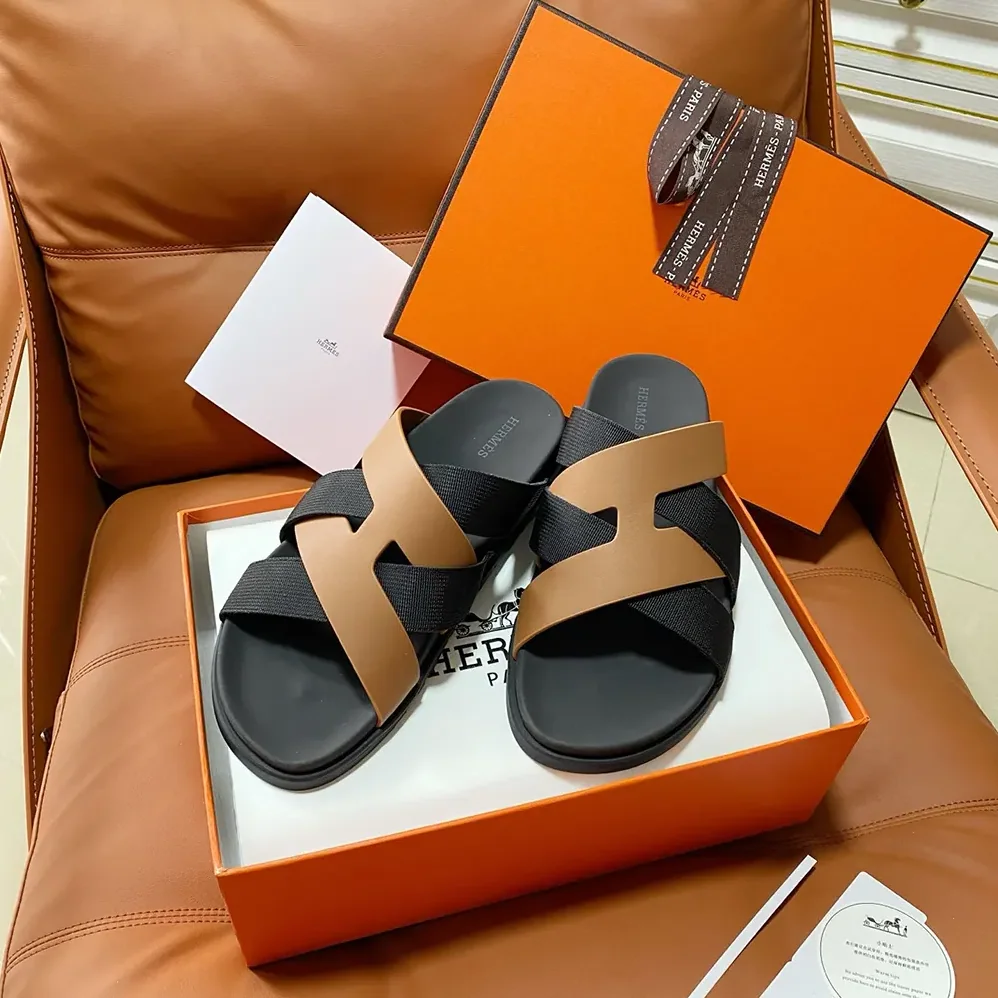 Hermes Kazimir Sandal for Unisex in Brown/Black Hermes Kazimir Sandal for Unisex in Brown/Black