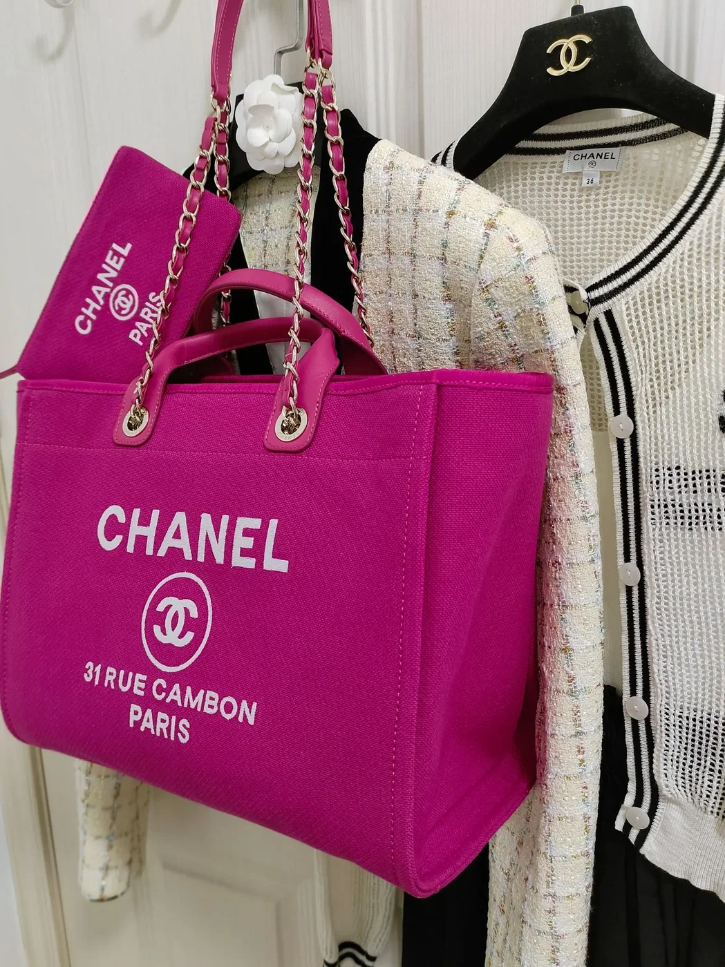 Chanel Deauville Tote Bag Pouch Pink / Chanel Deauville Tote Bag Pouch Pink /