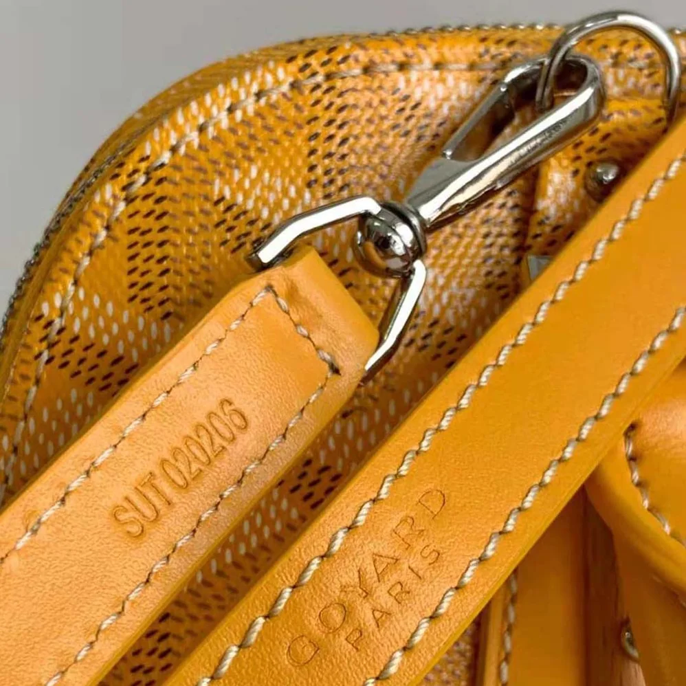 Goyard Vendôme Mini Bag for Women in Yellow Goyard Vendôme Mini Bag for Women in Yellow
