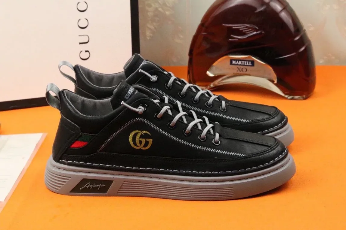 Gucci Sneakers With Logo GG Gold Web Black for Men Gucci Sneakers With Logo GG Gold Web Black for Men