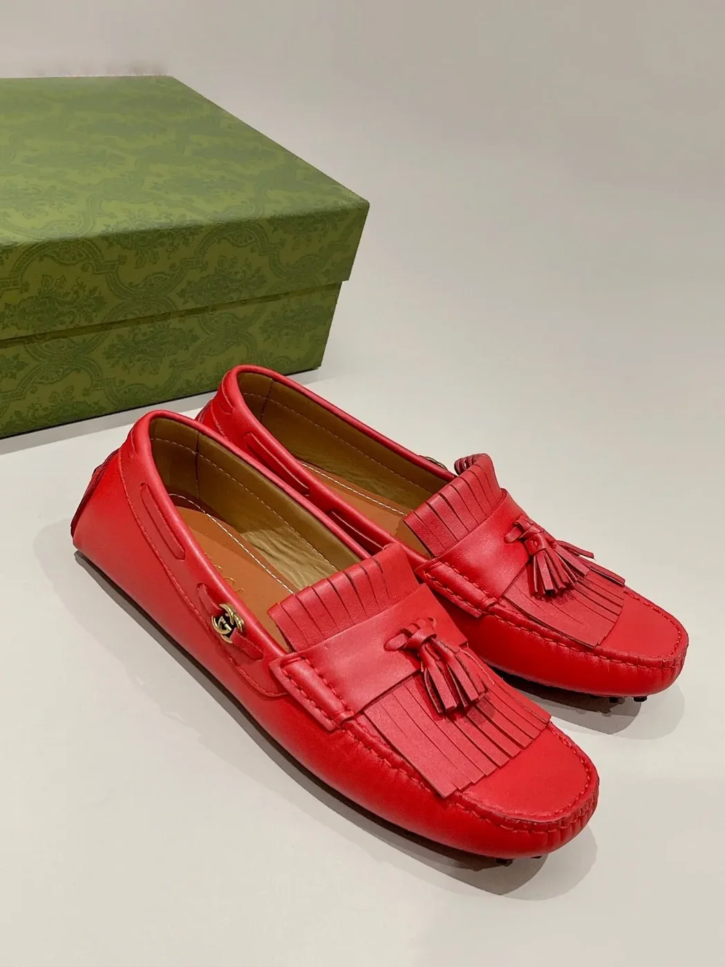 Gucci Loafer With Driver Interlocking G Red for Men