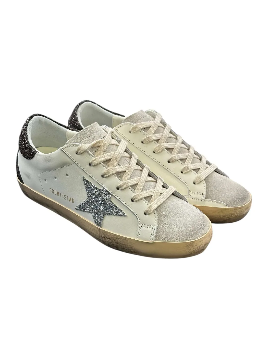 Super-Star with suede star and black heel tab