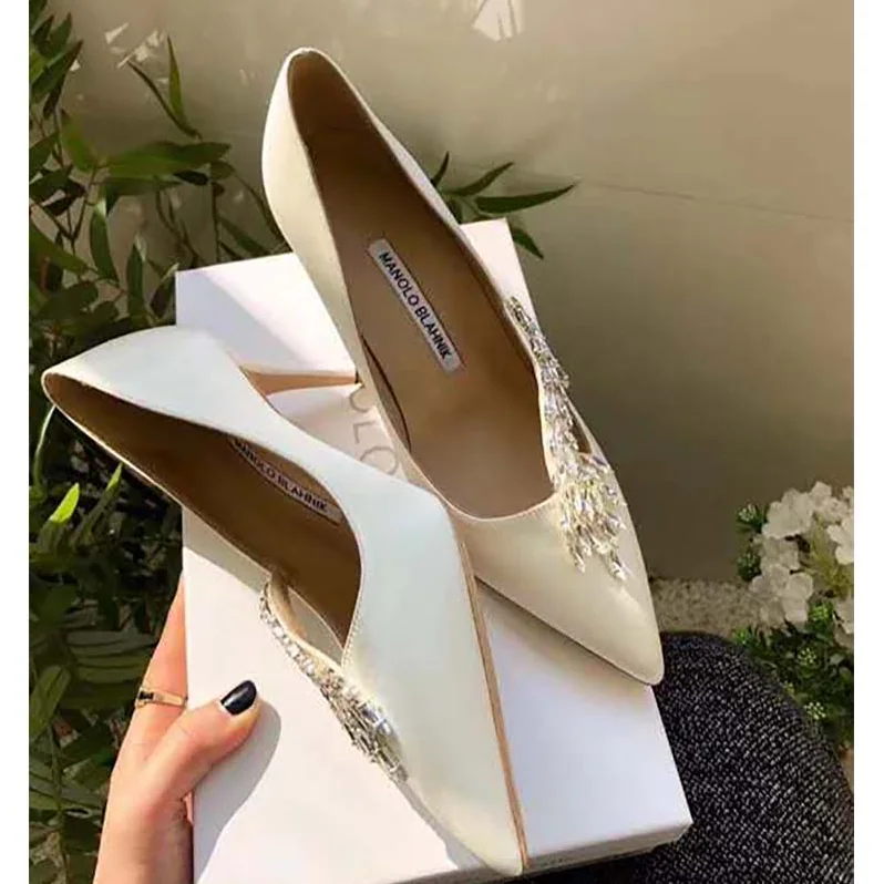 Manolo Blahnik Shoes Nadira Satin Jewel Buckle Pumps 90mm Heel for Women in White Manolo Blahnik Shoes Nadira Satin Jewel Buckle Pumps 90mm Heel for Women in White