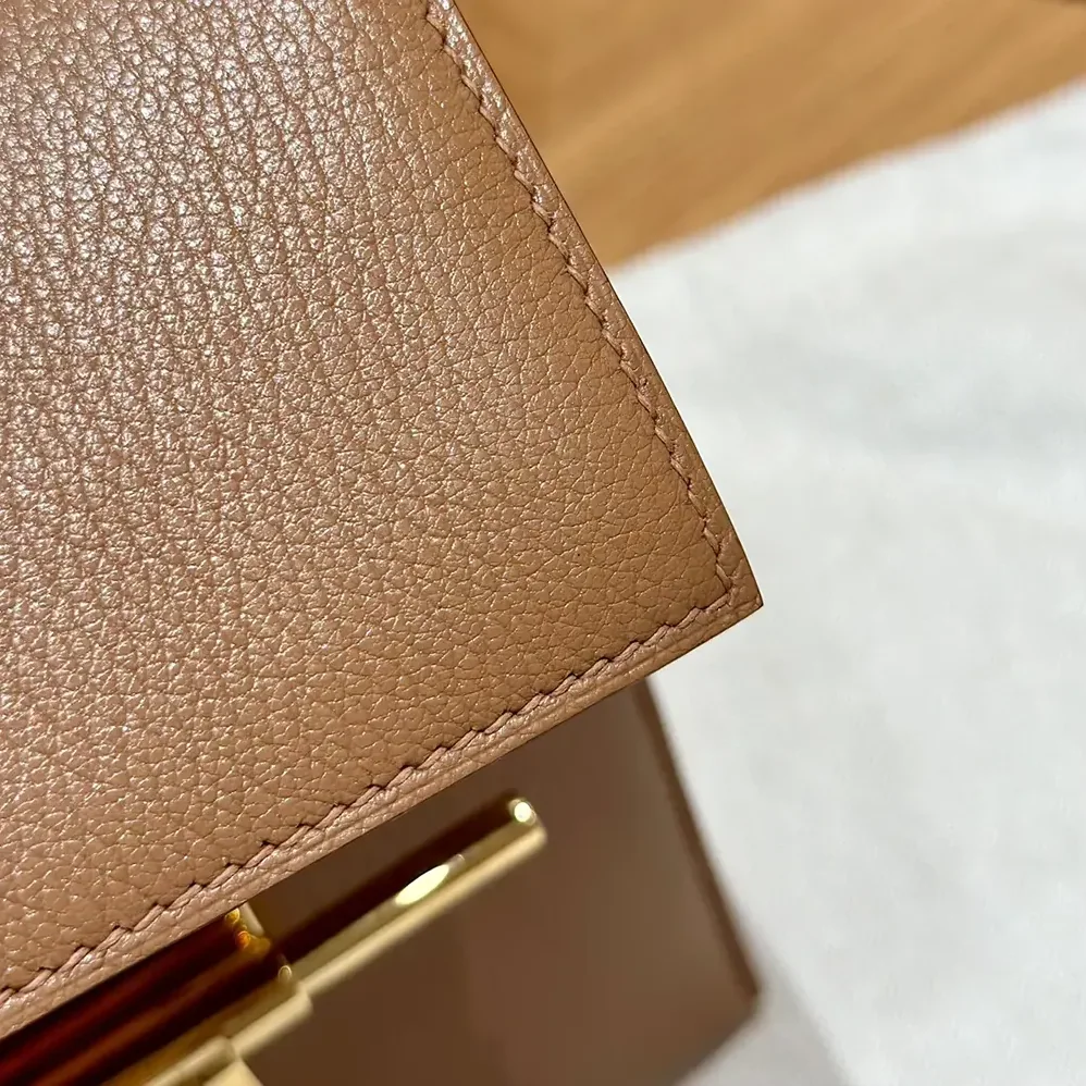 Hermes Verrou 21 Bag in Togo Leather for Women in Brown/Gold Hermes Verrou 21 Bag in Togo Leather for Women in Brown/Gold