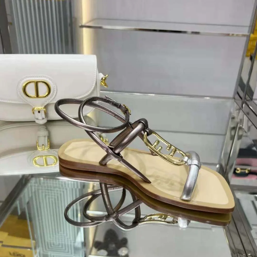 Fendi O Lock Silver Nappa Leather Sandals for Women Fendi O Lock Silver Nappa Leather Sandals for Women