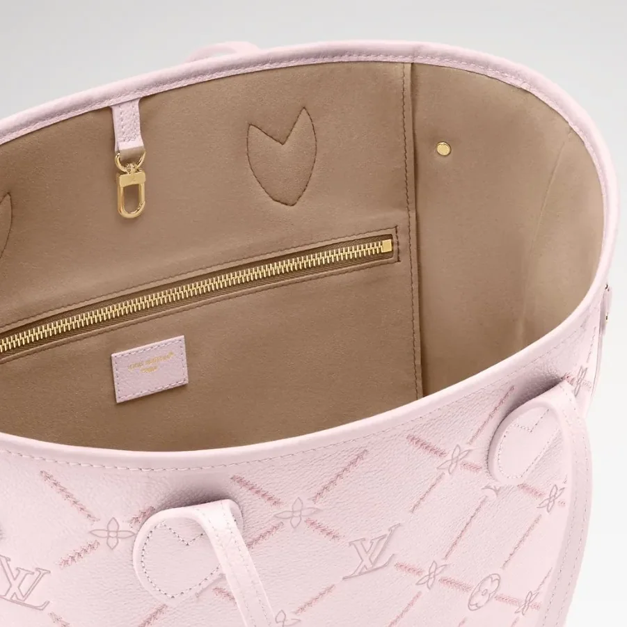 Louis Vuitton Neverfull MM Tote Bag / Light Bliss Couture Gold Hardware