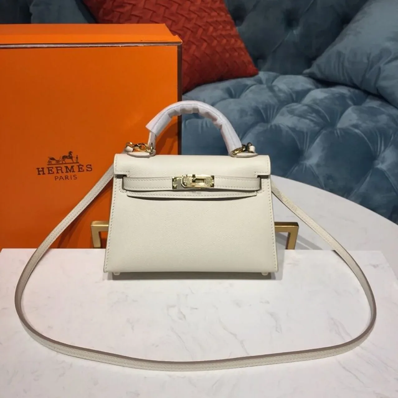 Hermes Mini Kelly White Gold Toned Hardware / Hermes Mini Kelly White Gold Toned Hardware /