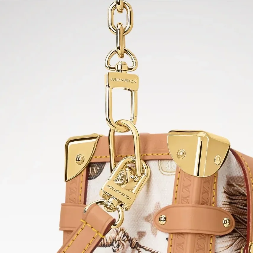 Louis Vuitton Side Trunk GM Shoulder Bag in Getaway Gold Hardware