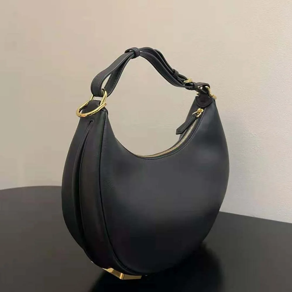 Fendi Fendigraphy Small Black Leather Bag for Women in Black Fendi Fendigraphy Small Black Leather Bag for Women in Black
