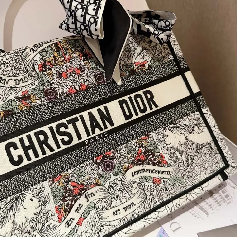 Dior Medium Dior Book Tote Latte Embroidery for Women