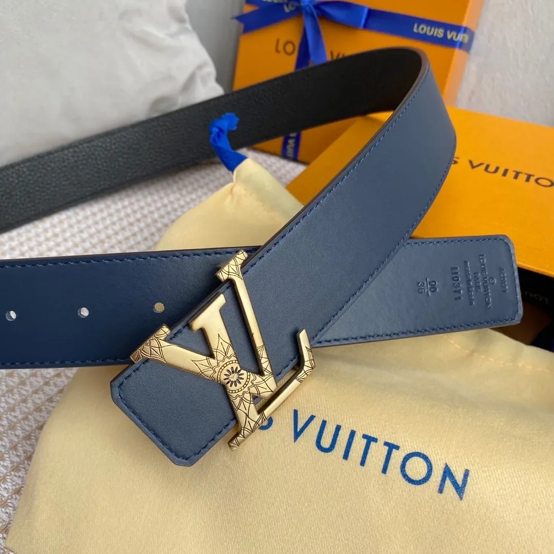 Louis Vuitton Iconic Reversible LV Belt Grey LV for Women Louis Vuitton Iconic Reversible LV Belt Grey LV for Women