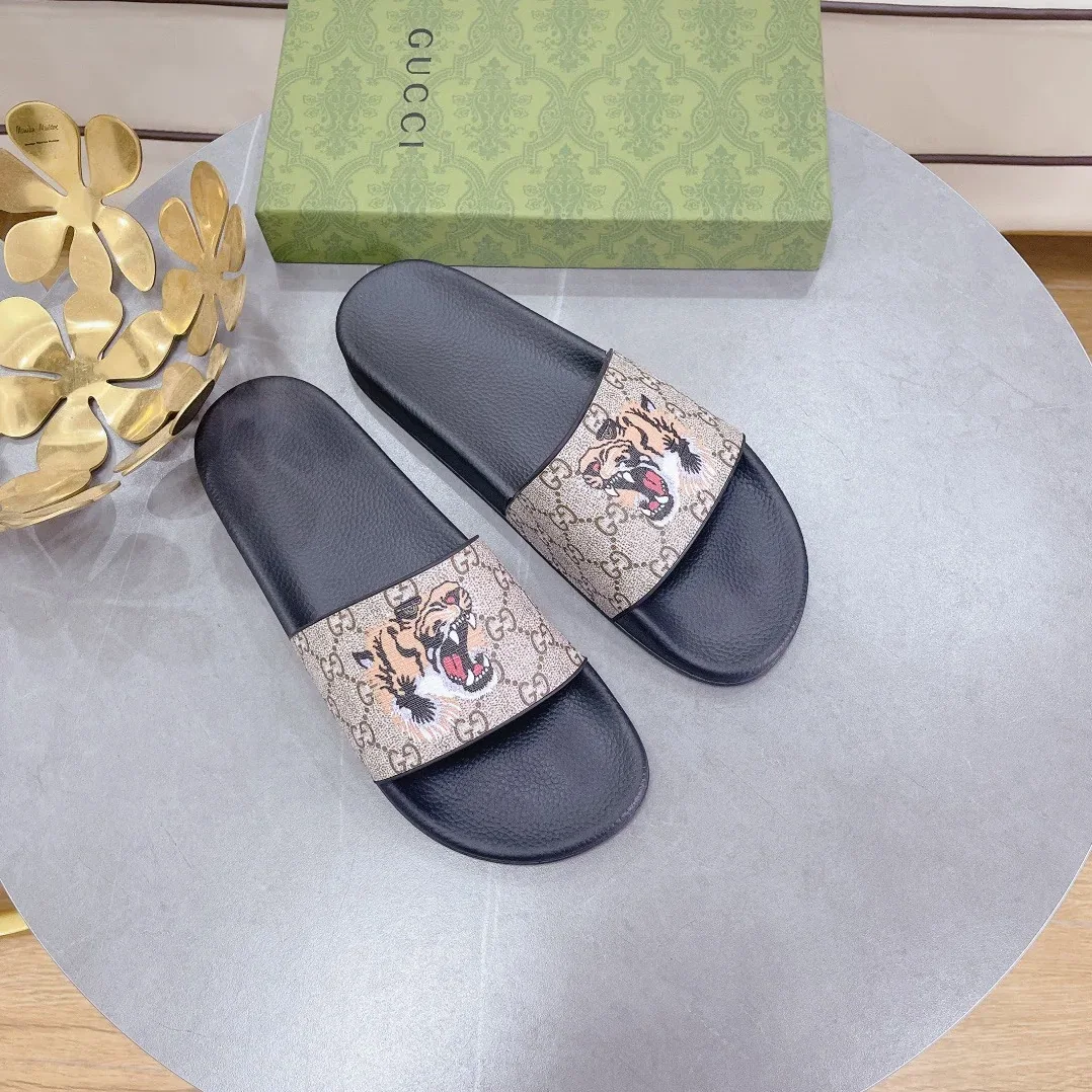 Gucci Gucci Supreme Slides With Tiger Black And Gray for Men