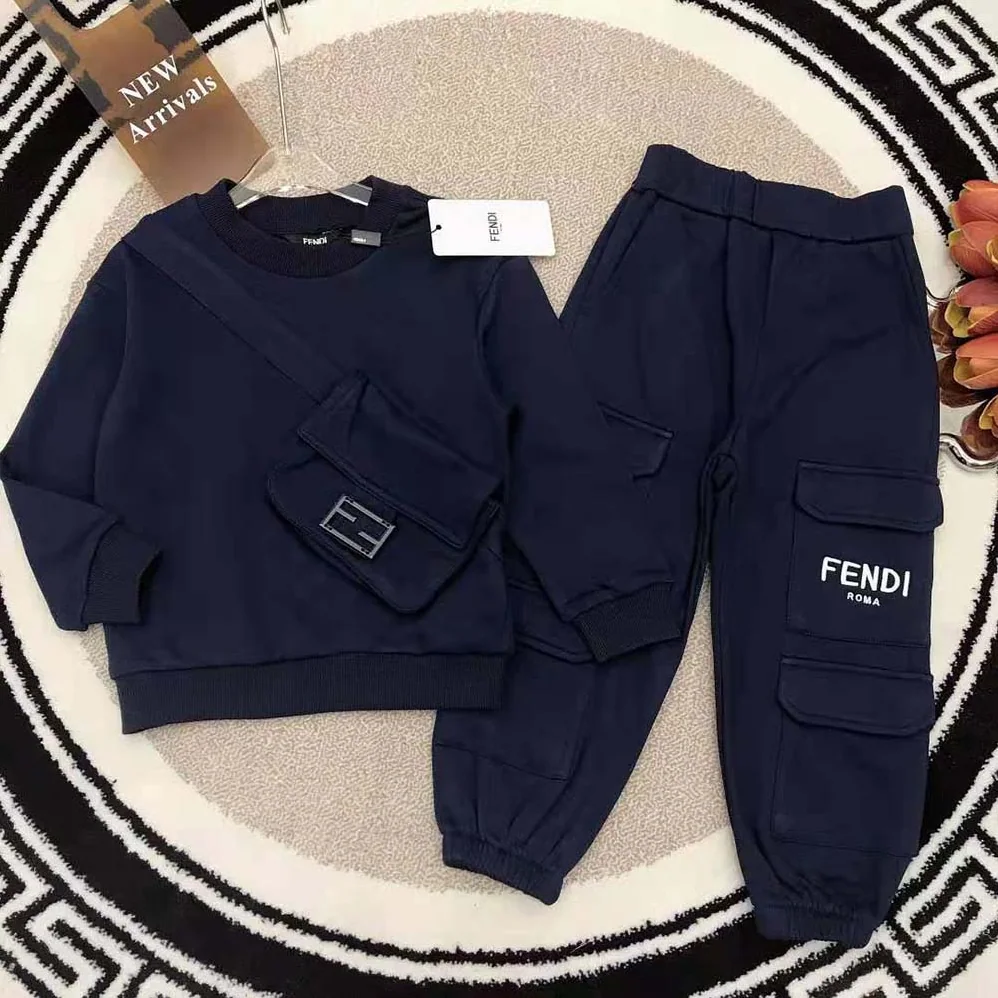 Fendi Kids' Junior Sweatshirt Navy Blue Sweatshirt with Large Baguette Fendi Kids' Junior Sweatshirt Navy Blue Sweatshirt with Large Baguette