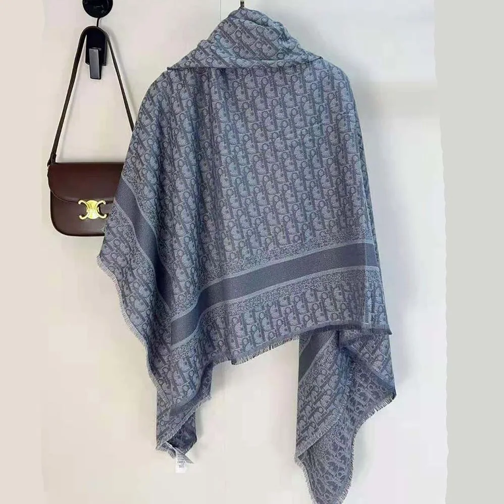 Dior Oblique Shawl Gray Silk Blend with Metallic Thread for Unisex Dior Oblique Shawl Gray Silk Blend with Metallic Thread for Unisex