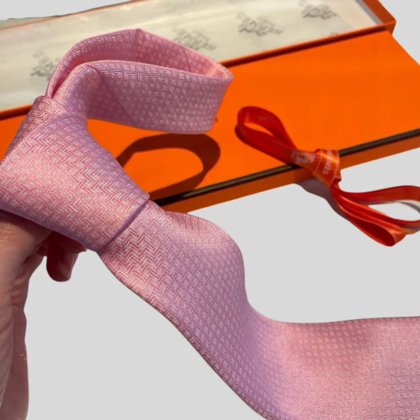 Hermes Elegent Rose Silk Tie Hermes Elegent Rose Silk Tie