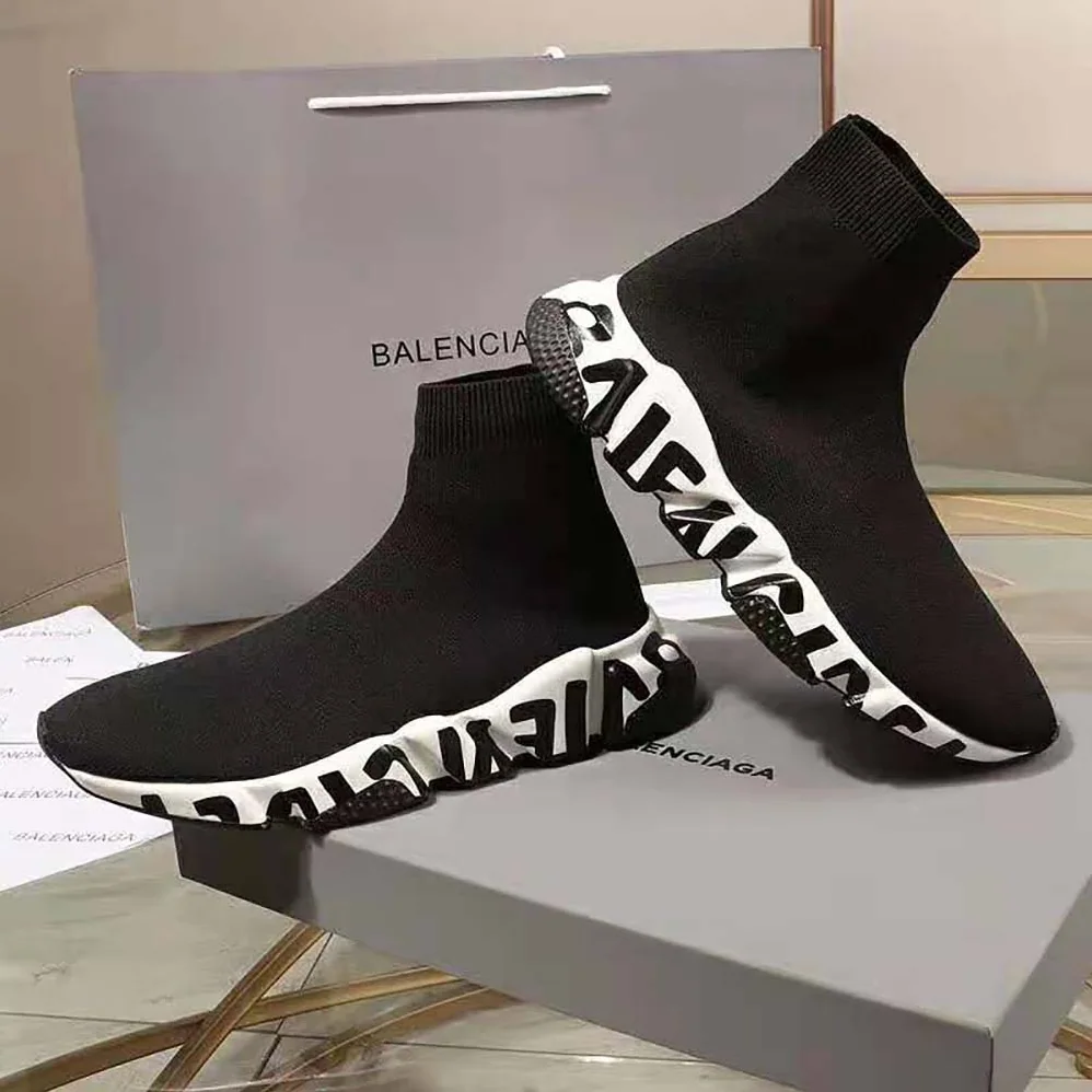 Balenciaga Speed Sneaker in Black for Unisex in White Graffiti Sole Unit Balenciaga Speed Sneaker in Black for Unisex in White Graffiti Sole Unit