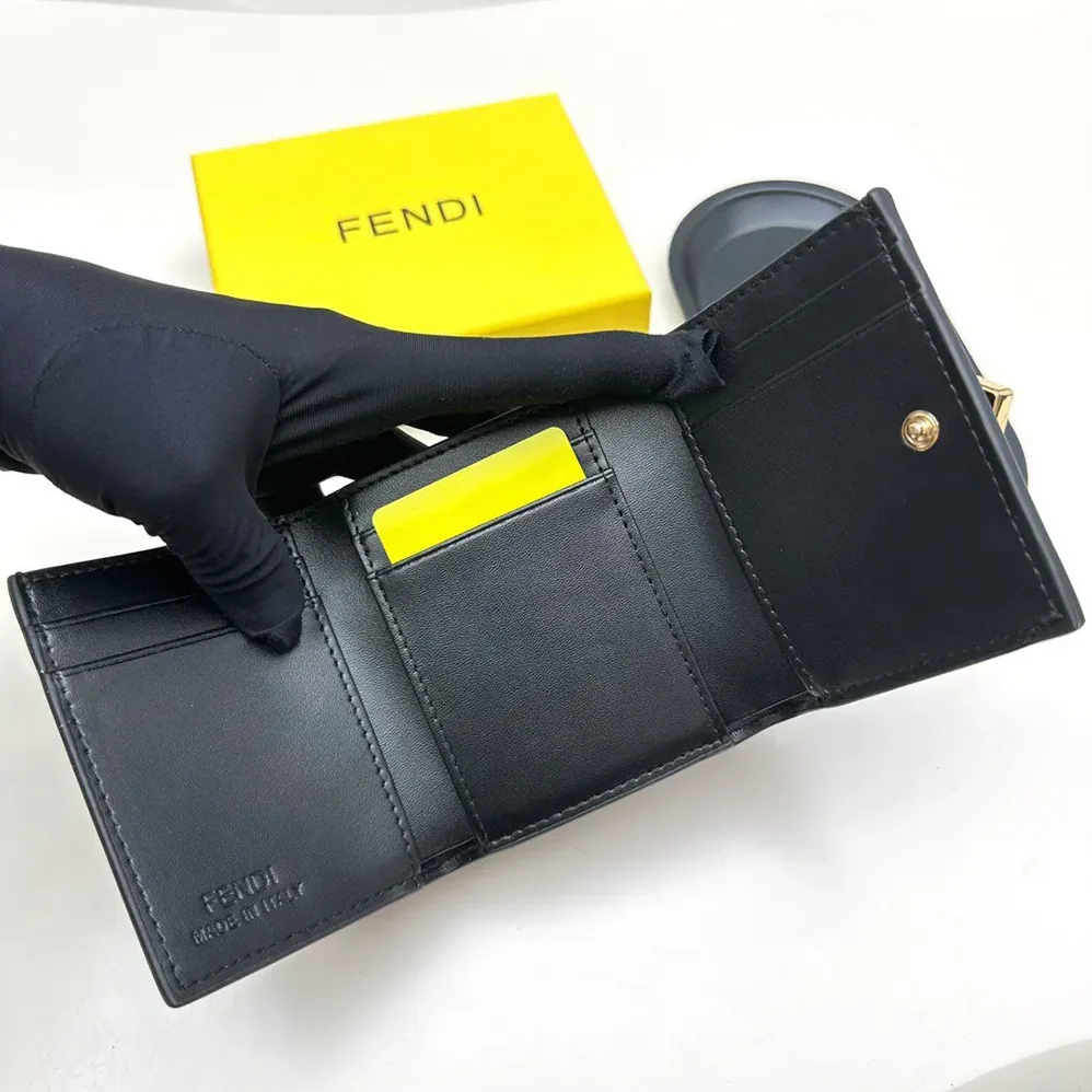 Fendi FF Diamonds Wallet Black Leather Wallet for Unisex