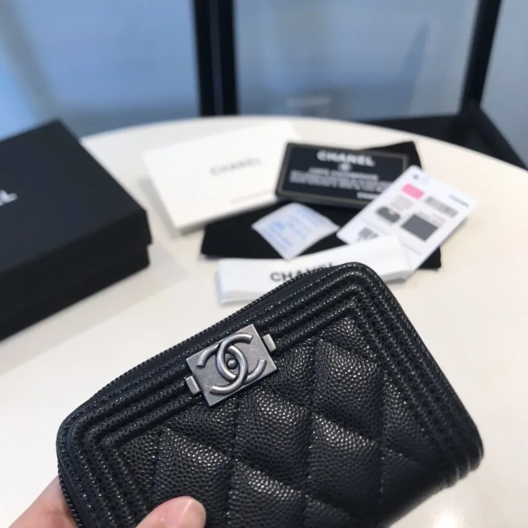 Chanel CO-CO Boy Flap Card Holder Black Silver Hardware / Chanel CO-CO Boy Flap Card Holder Black Silver Hardware /