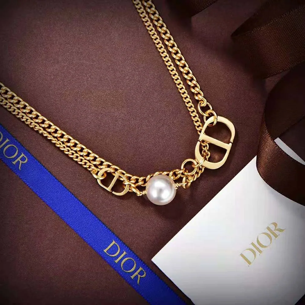 Dior 30 Montaigne Choker Gold for Women in Finish Metal Dior 30 Montaigne Choker Gold for Women in Finish Metal