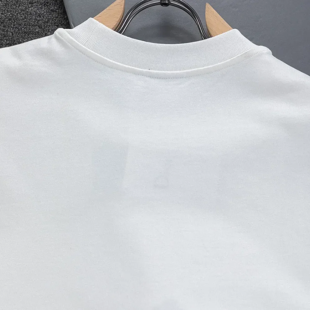 Dior T-Shirt with Dior Clover Embroidery Relaxed Fit White Cotton Jersey for Women Dior T-Shirt with Dior Clover Embroidery Relaxed Fit White Cotton Jersey for Women