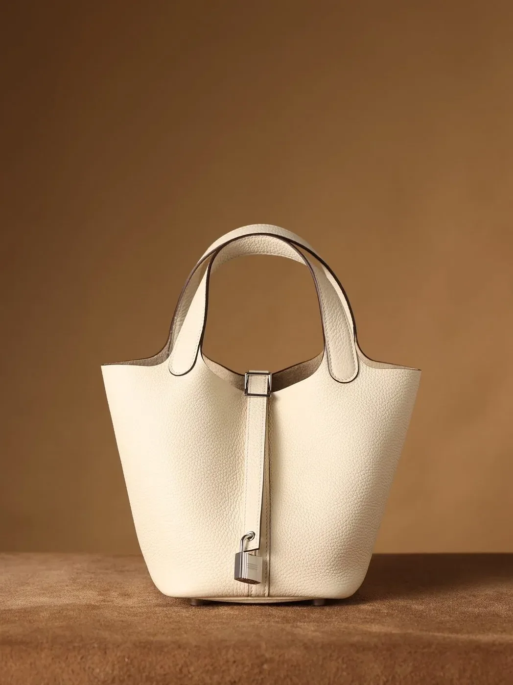 Hermes Picotin Lock 18 Cream Bag Hermes Picotin Lock 18 Cream Bag