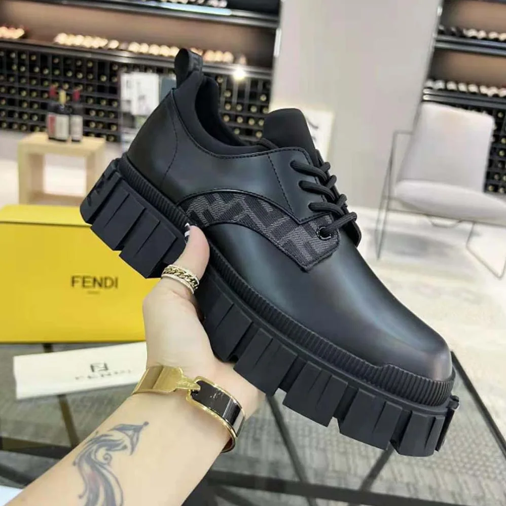 Fendi Force Black Leather Lace for Women in Ups Fendi Force Black Leather Lace for Women in Ups
