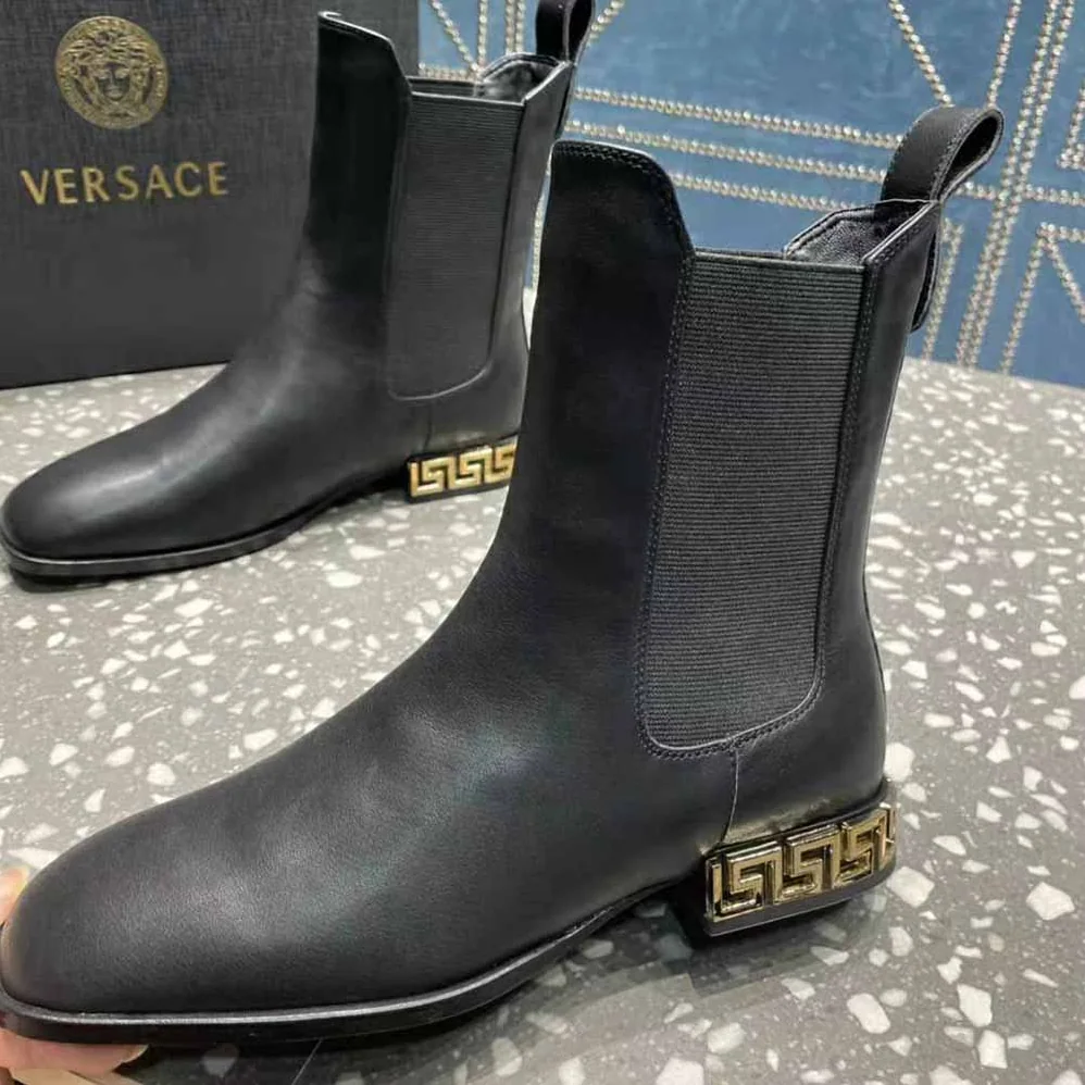 Versace Greca Chelsea Boots in Calf leather for Women in Black
