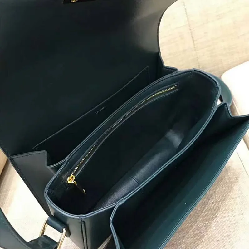 Celine Medium Triomphe Bag In Shiny Calfskin for Women in Green Celine Medium Triomphe Bag In Shiny Calfskin for Women in Green