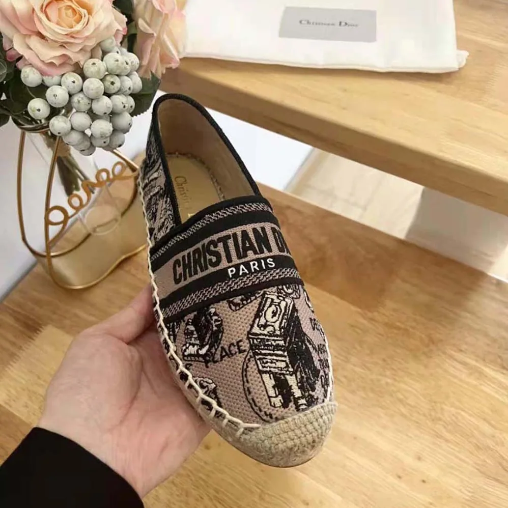 Dior Granville Espadrille Beige and Black Cotton Embroidered with Plan de Paris Motif for Women Dior Granville Espadrille Beige and Black Cotton Embroidered with Plan de Paris Motif for Women