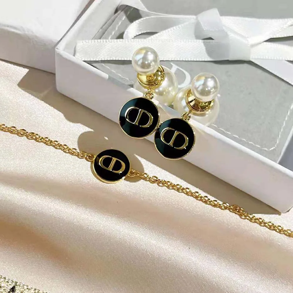 Dior Tribales earrings Gold-Finish Metal and White Resin Pearls with Black Lacquer for Women Dior Tribales earrings Gold-Finish Metal and White Resin Pearls with Black Lacquer for Women