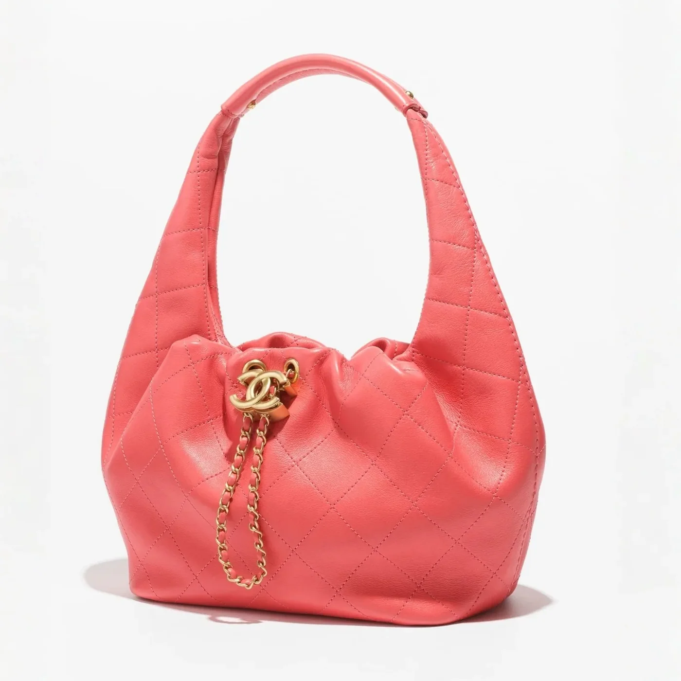 Chanel Hobo Handbag Coral /