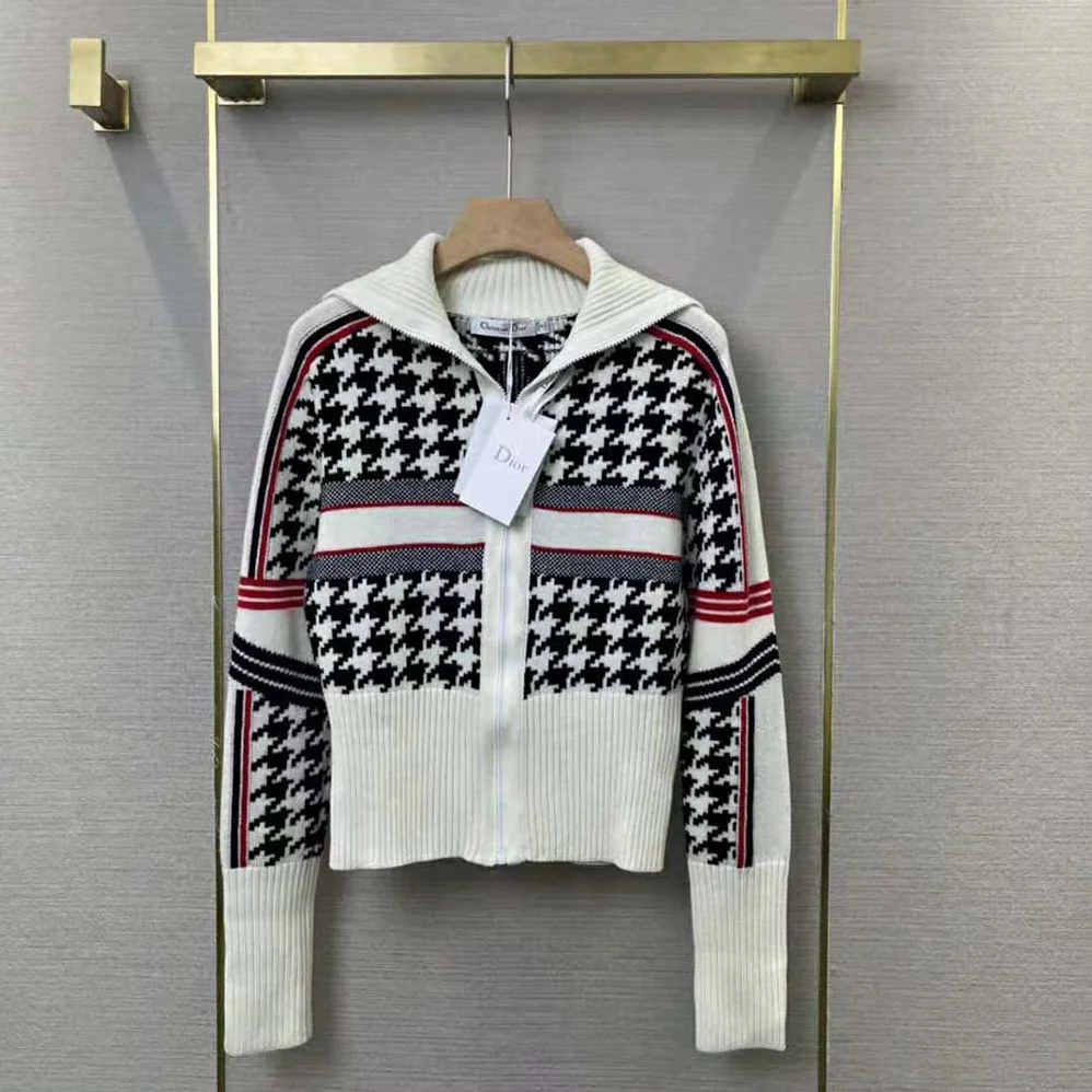 Dior Dioralps Short Cardigan Black and White Houndstooth Wool and Cashmere Knit with Three for Women in Tone Dior Star