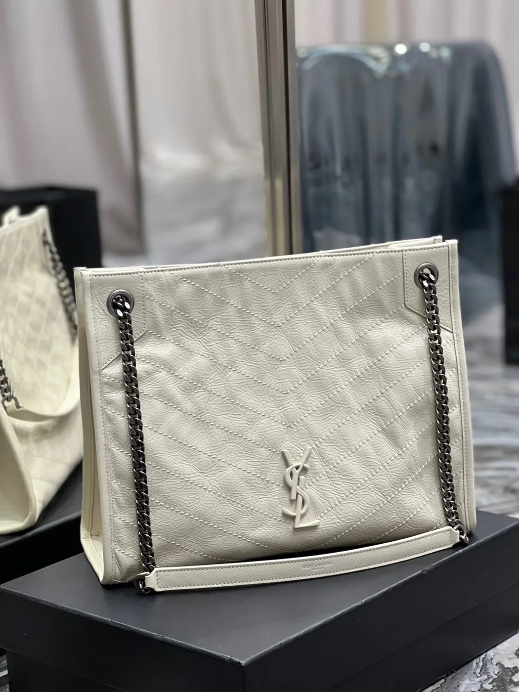 Saint Laurent Niki Shopping Medium Tote Bag in White Silver Hardware