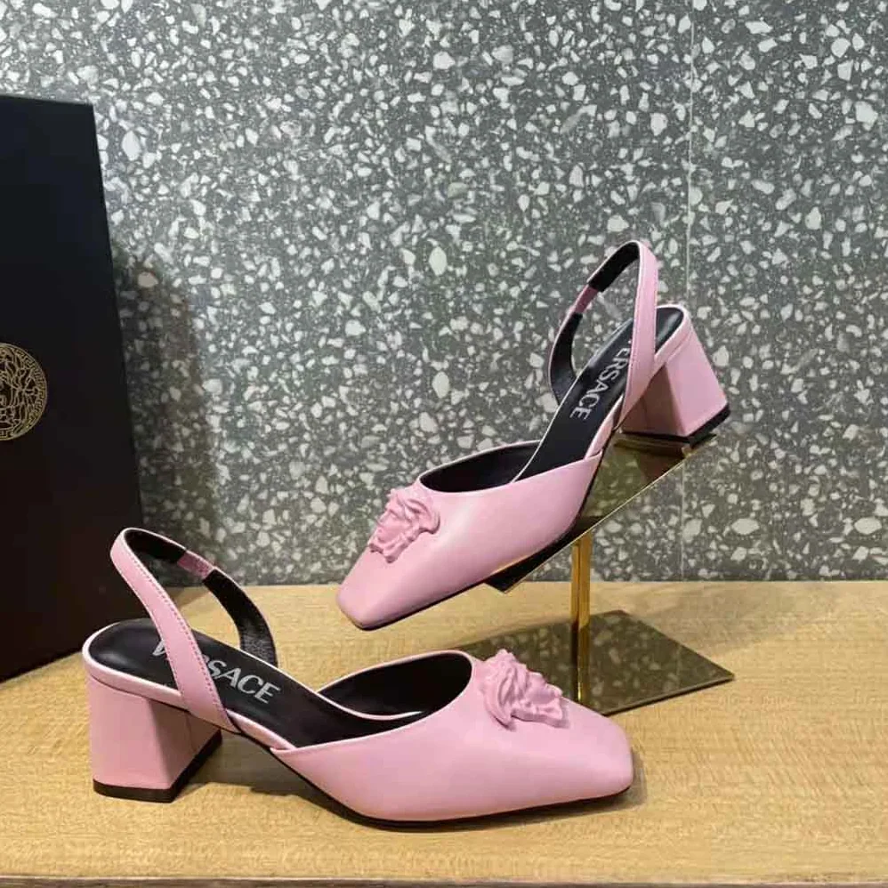 Versace La Medusa Leather Sling-Back Pumps for Women in Pink Versace La Medusa Leather Sling-Back Pumps for Women in Pink