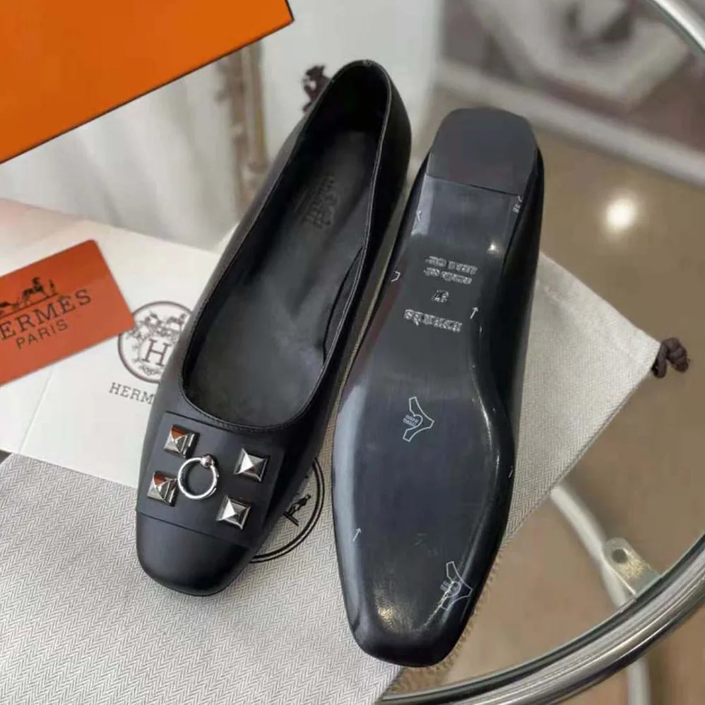 Hermes Danseuse Ballet Flat in Calfskin Leather for Women in Black Hermes Danseuse Ballet Flat in Calfskin Leather for Women in Black
