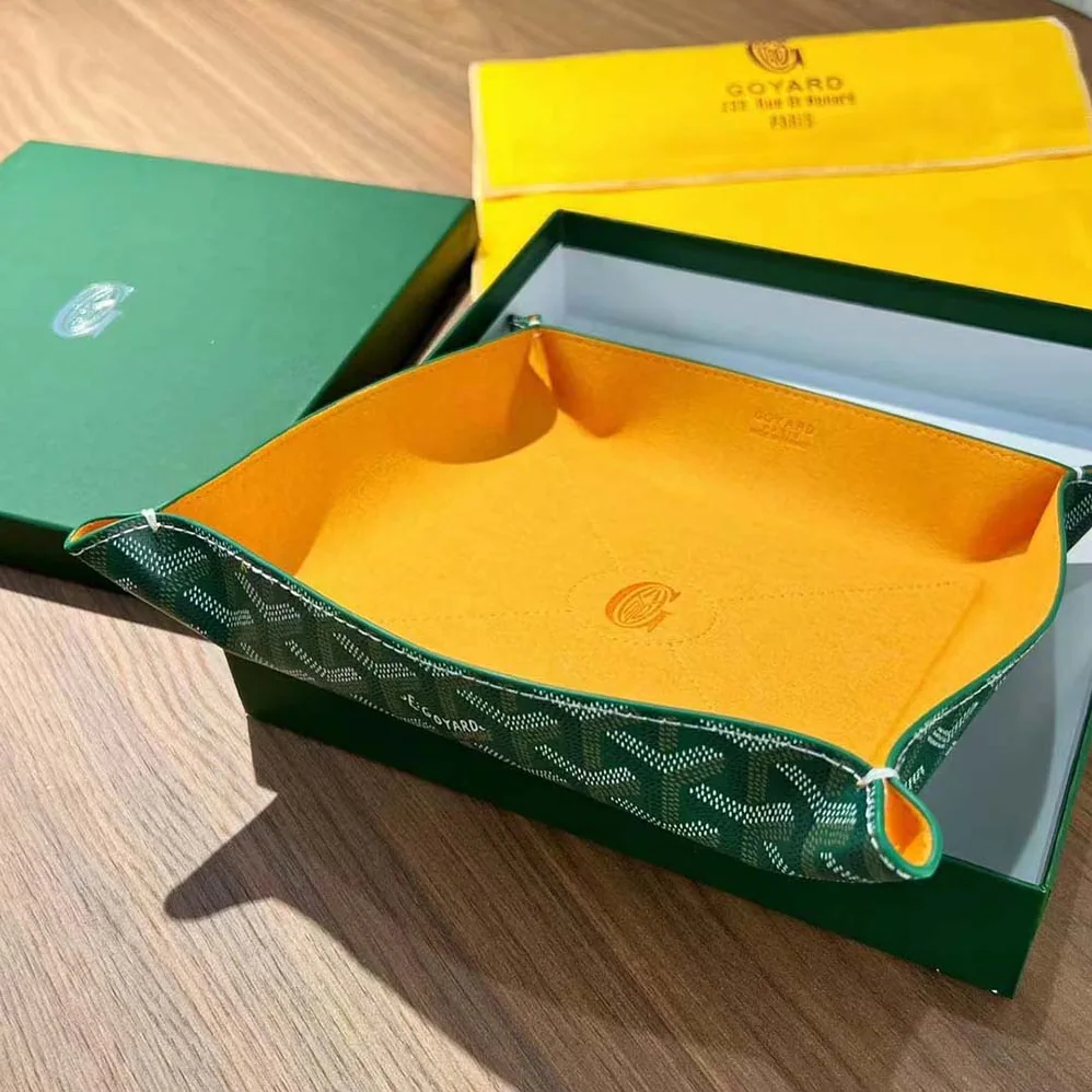 Goyard Vide Poche Fourre-tout for Unisex in Green Goyard Vide Poche Fourre-tout for Unisex in Green