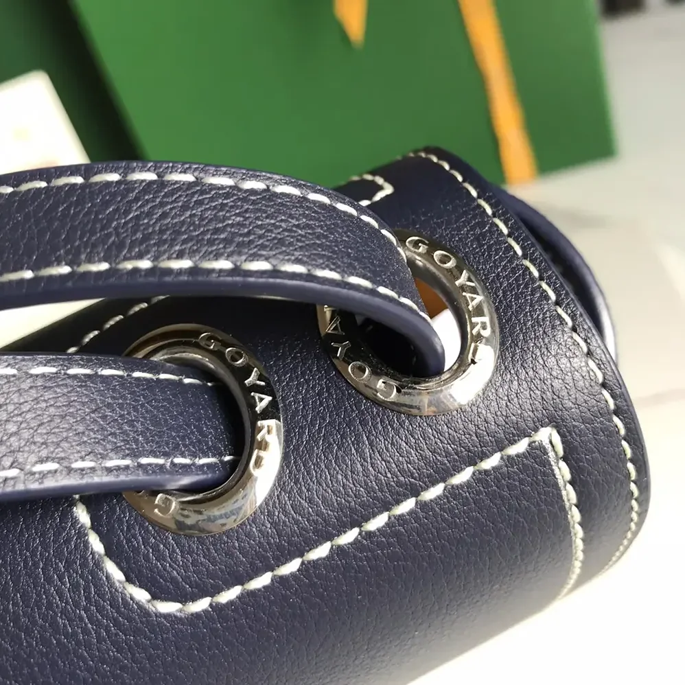 Goyard 233 Bag for Unisex in Navy Blue Goyard 233 Bag for Unisex in Navy Blue