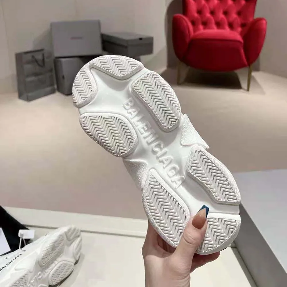 Balenciaga Triple S Sneaker Allover Logo in White and Black Technical Material for Unisex Balenciaga Triple S Sneaker Allover Logo in White and Black Technical Material for Unisex