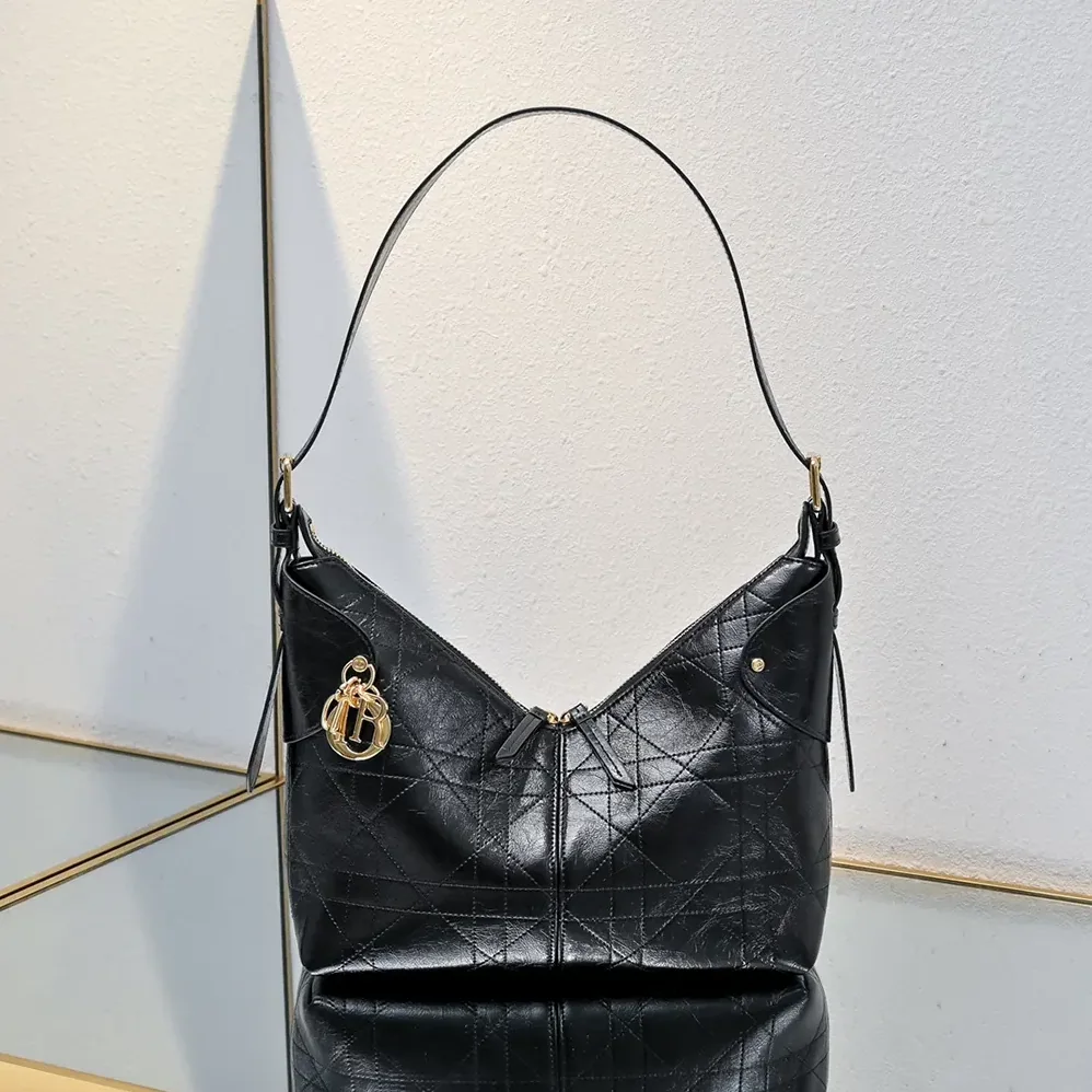 Dior Medium Dior Voyage Bag Black Flat Macrocannage Grained Calfskin for Women Dior Medium Dior Voyage Bag Black Flat Macrocannage Grained Calfskin for Women