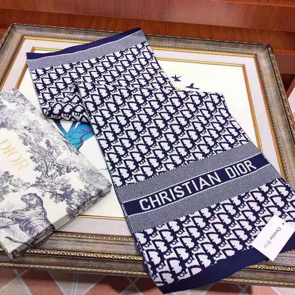 Dior Dior Oblique Scarf Blue Wool and Cashmere Knit for Women Dior Dior Oblique Scarf Blue Wool and Cashmere Knit for Women