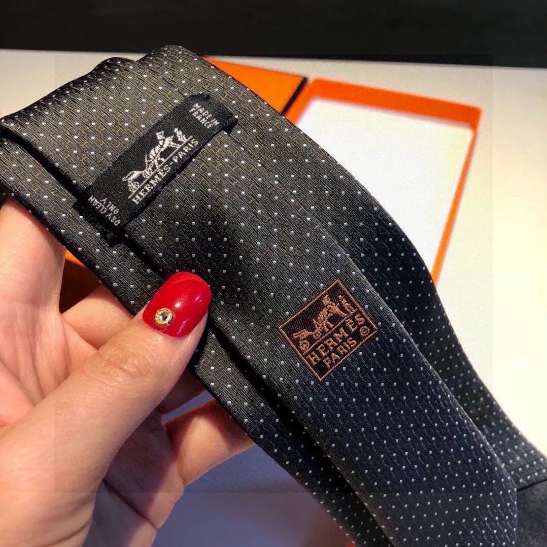 Hermes Tie 7 Faconnee New H Tie Noir Hermes Tie 01 for Men's